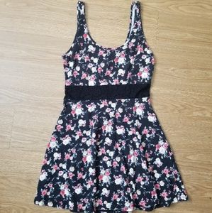 Forever 21 Young adult Rose print Dress